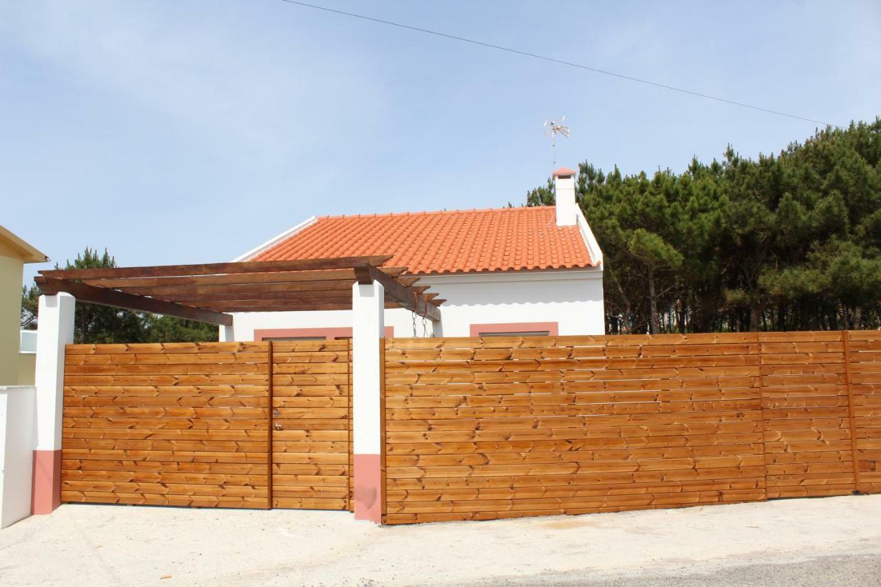 Number 10 Beach House A dos Cunhados Bagian luar foto